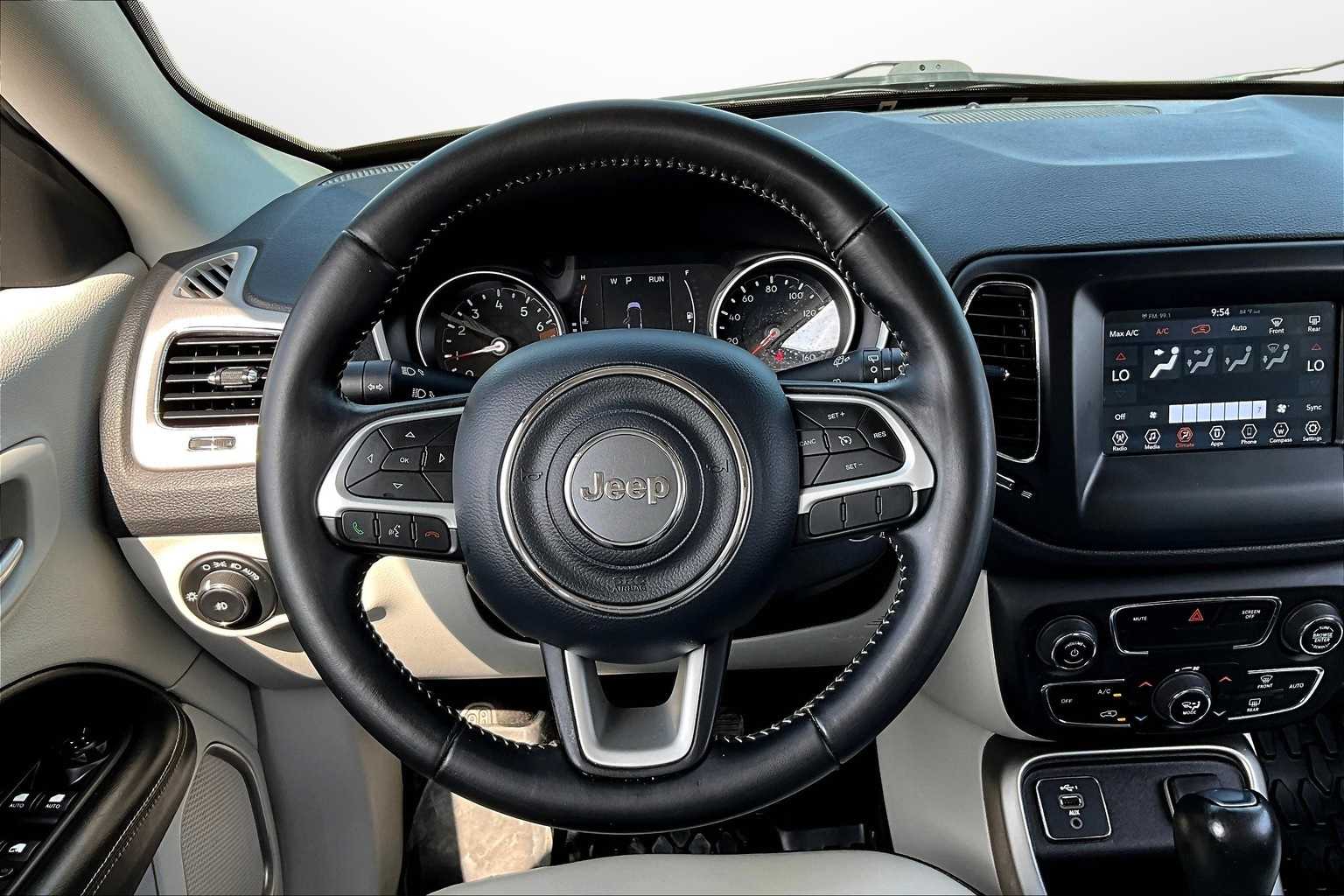 Thumbnail: 2020 Jeep Compass - 5