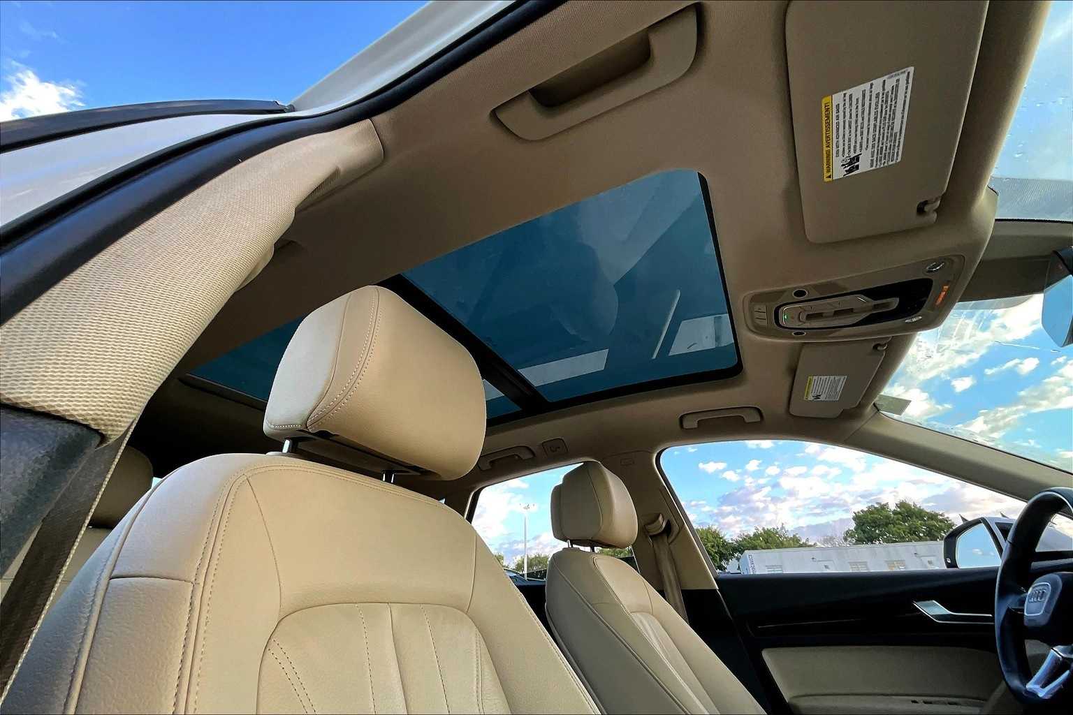 Thumbnail: 2019 Audi Q5 - 16