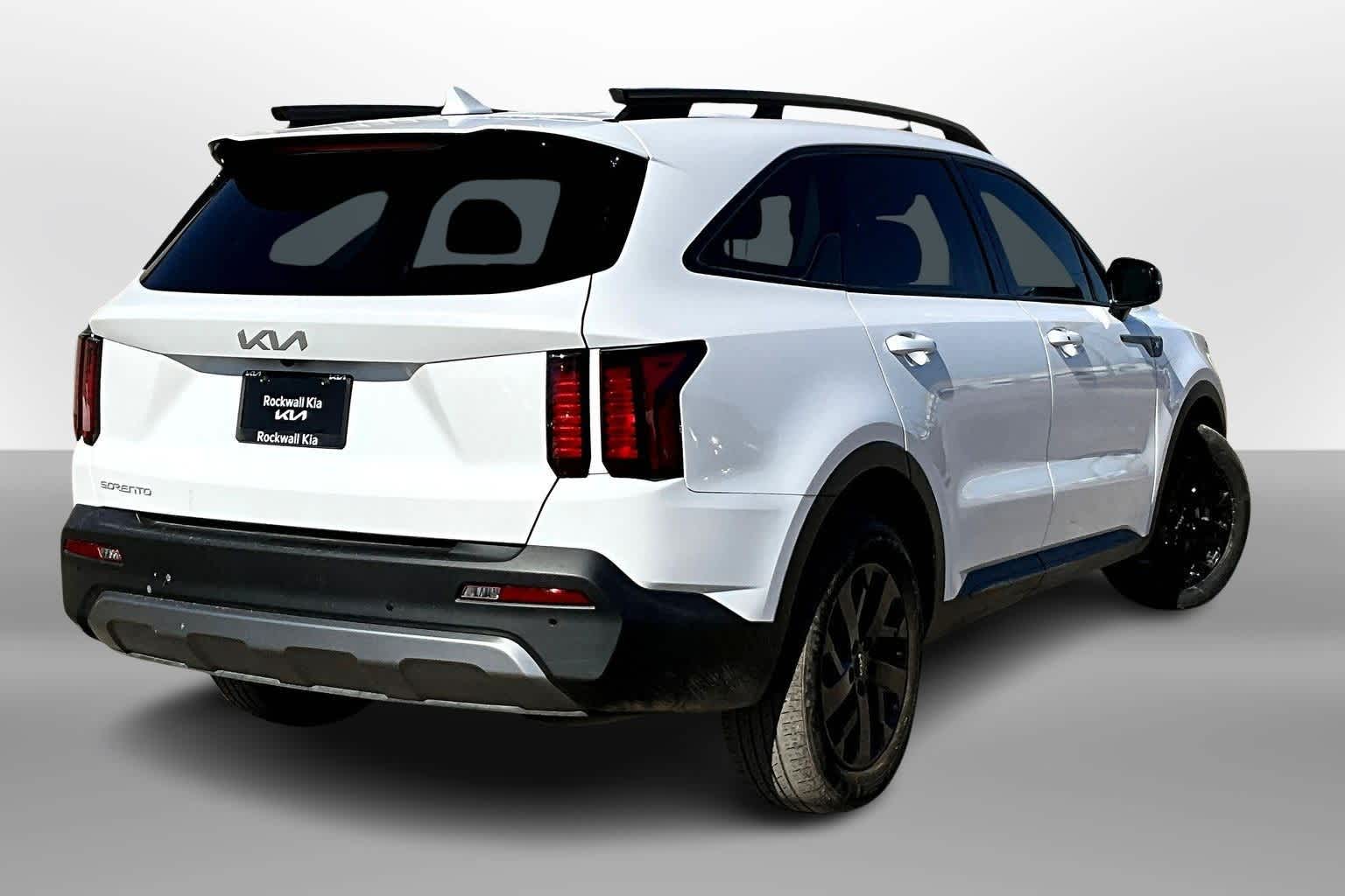 Thumbnail: 2023 Kia Sorento - 2