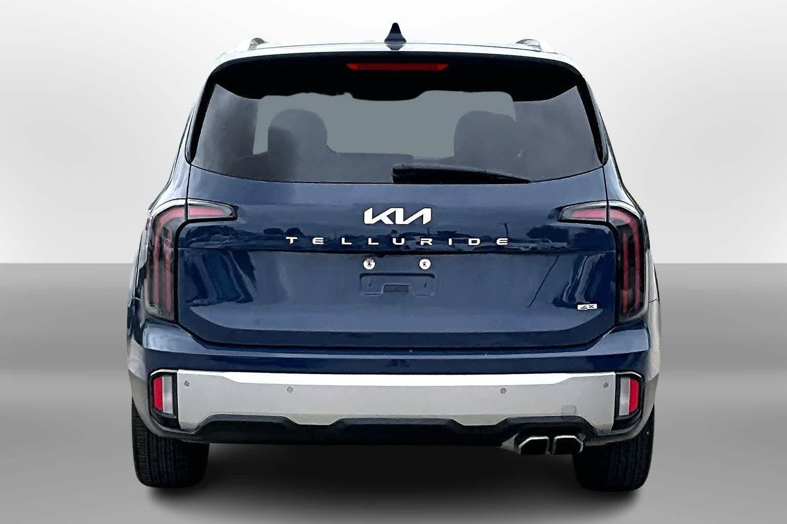 Thumbnail: 2023 Kia Telluride - 4