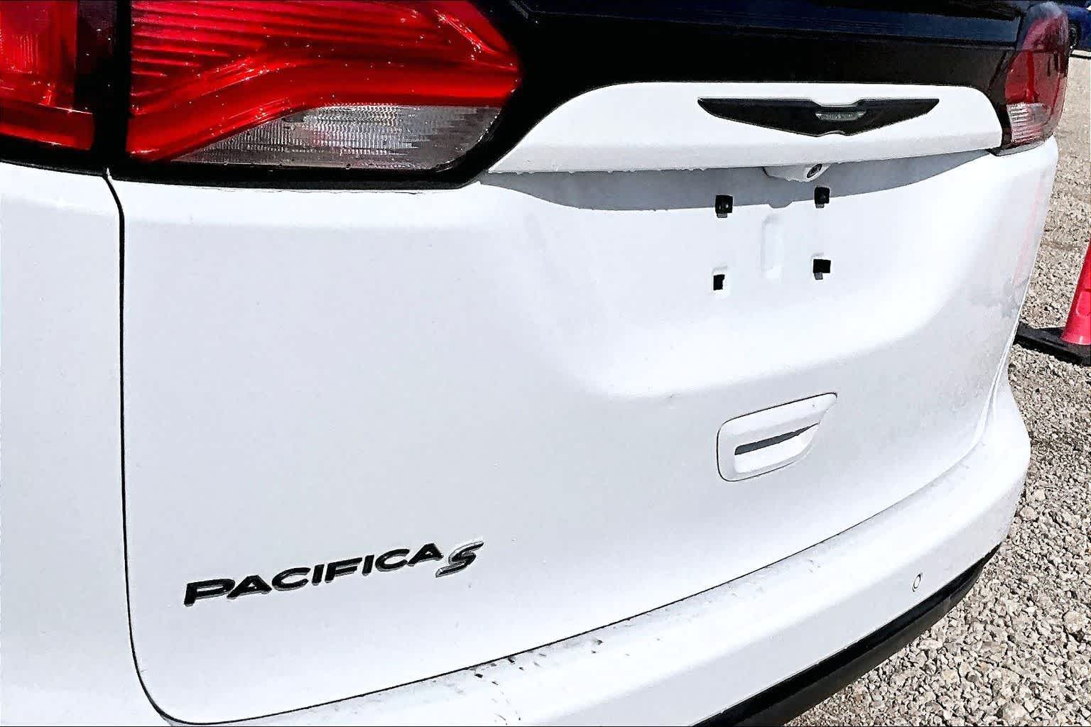 Thumbnail: 2019 Chrysler Pacifica - 28