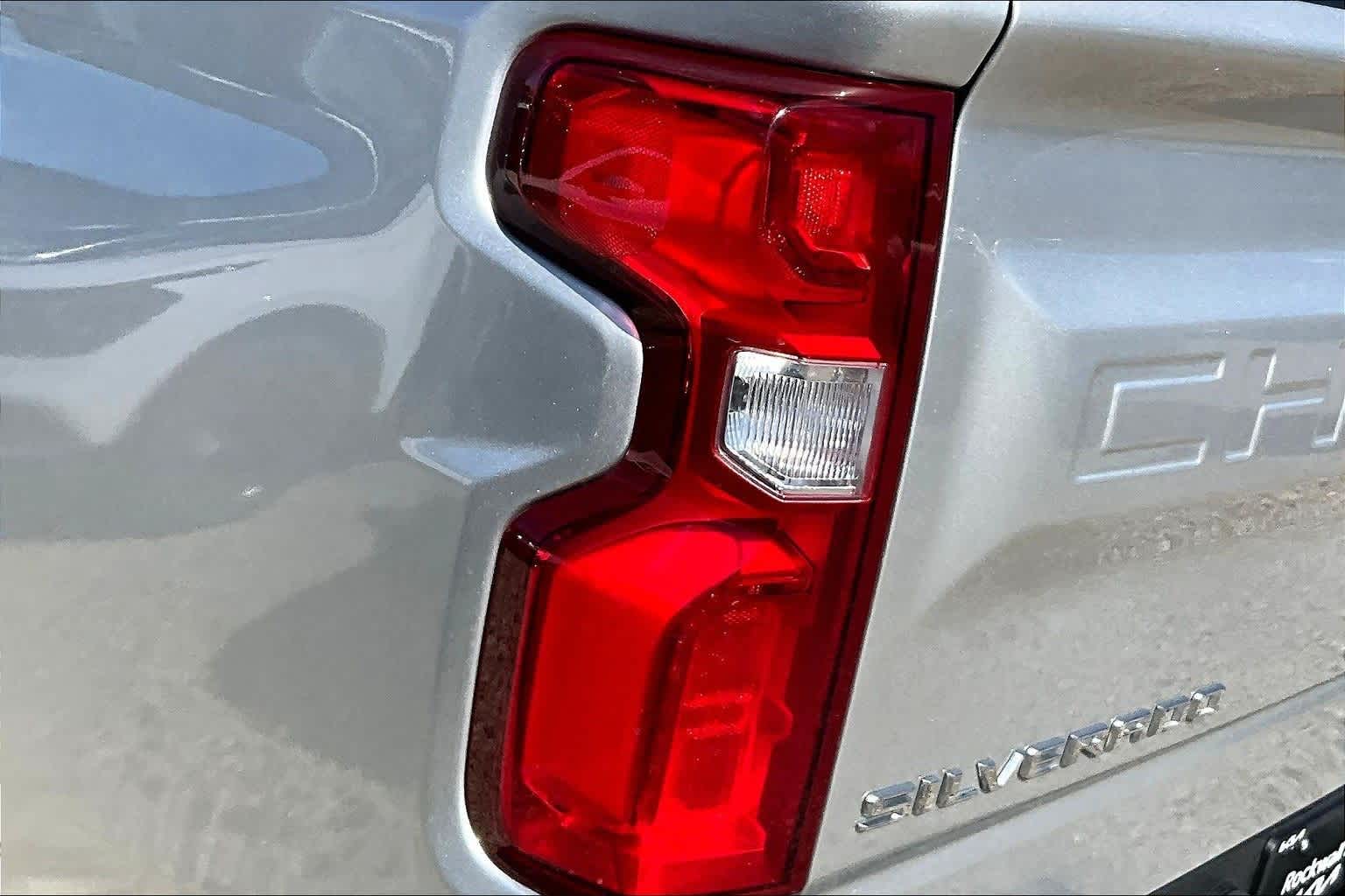 Thumbnail: 2020 Chevrolet Silverado 1500 - 31