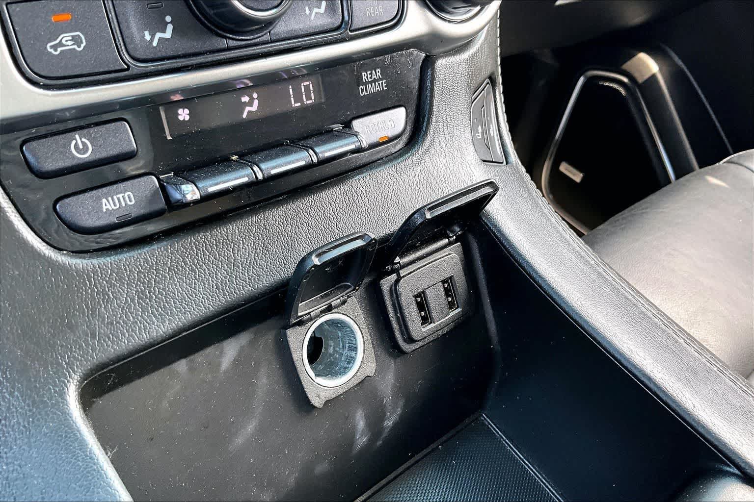 Thumbnail: 2019 Chevrolet Tahoe - 20
