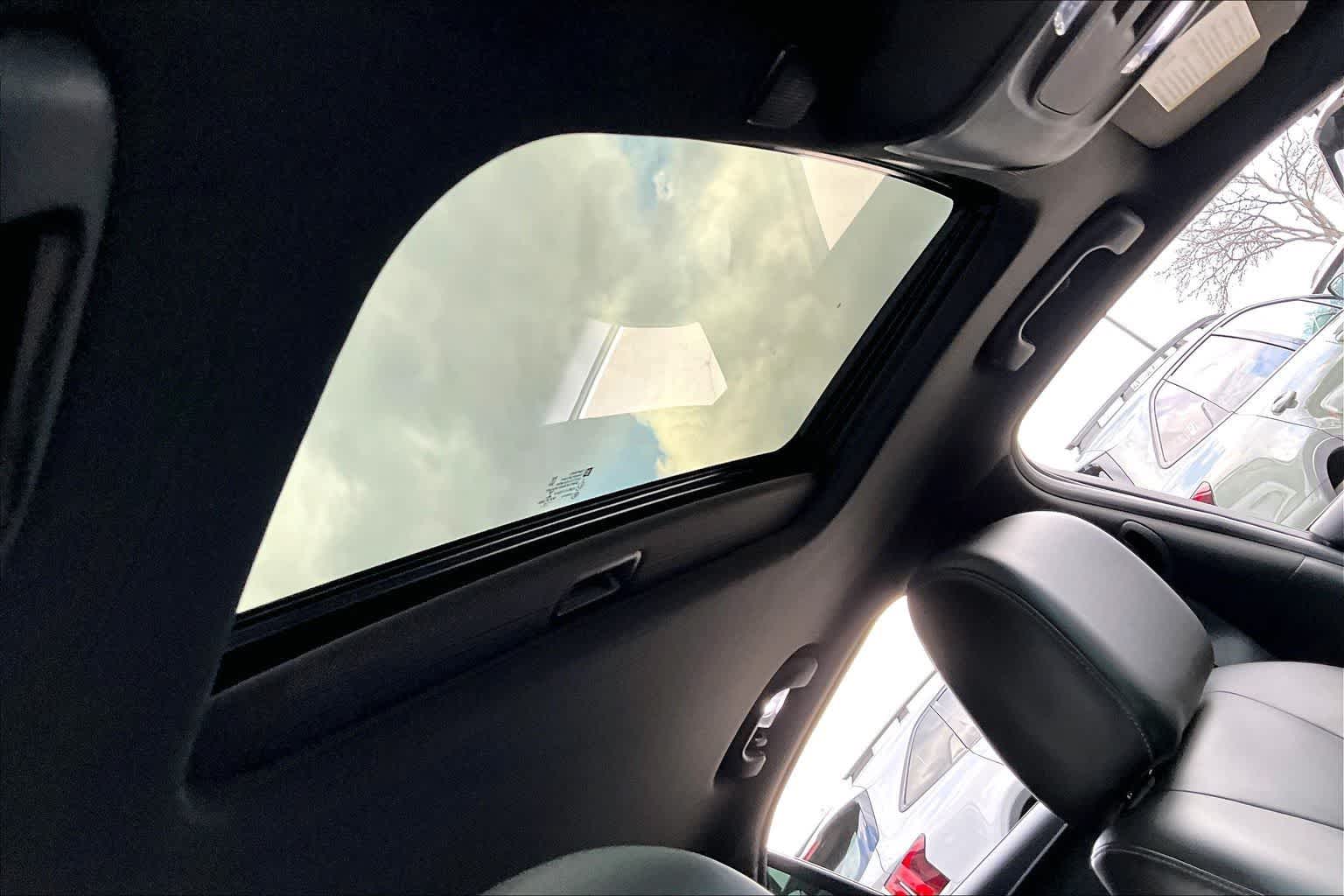 Thumbnail: 2023 Cadillac CT4 - 16