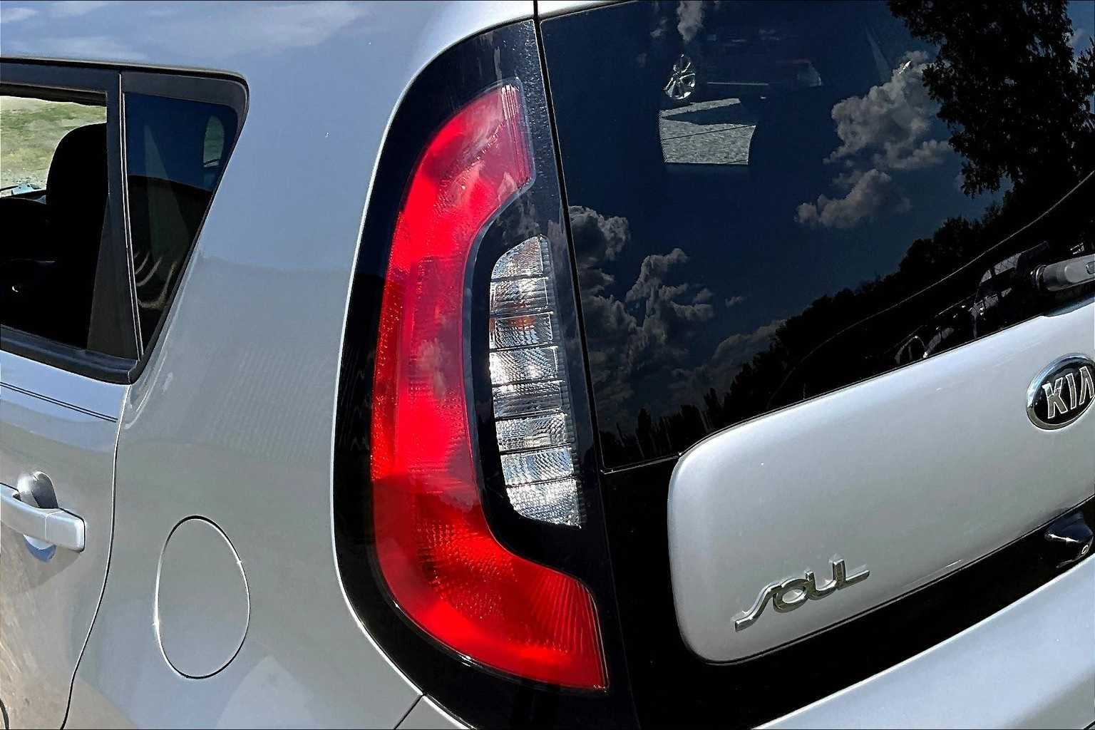 Thumbnail: 2019 Kia Soul - 29