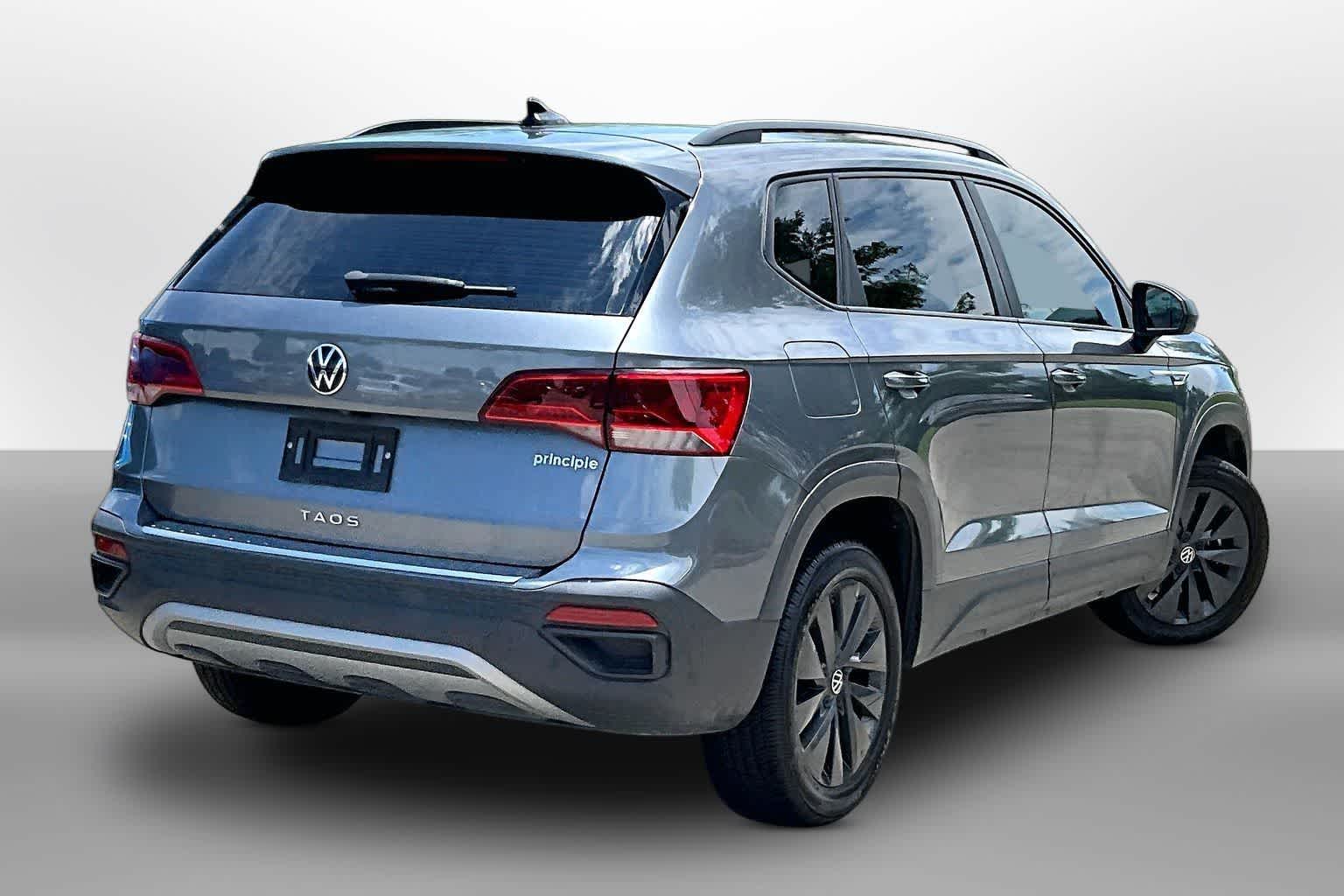 Thumbnail: 2023 Volkswagen Taos - 2