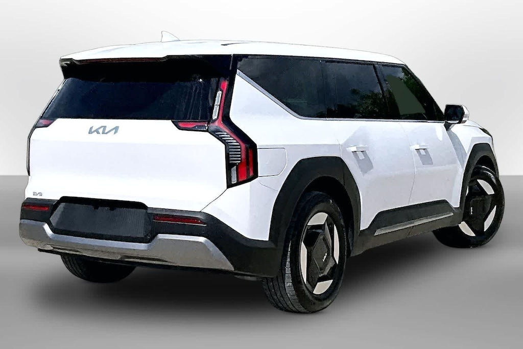 Certified 2026 Kia EV9 Light Long Range SUV
