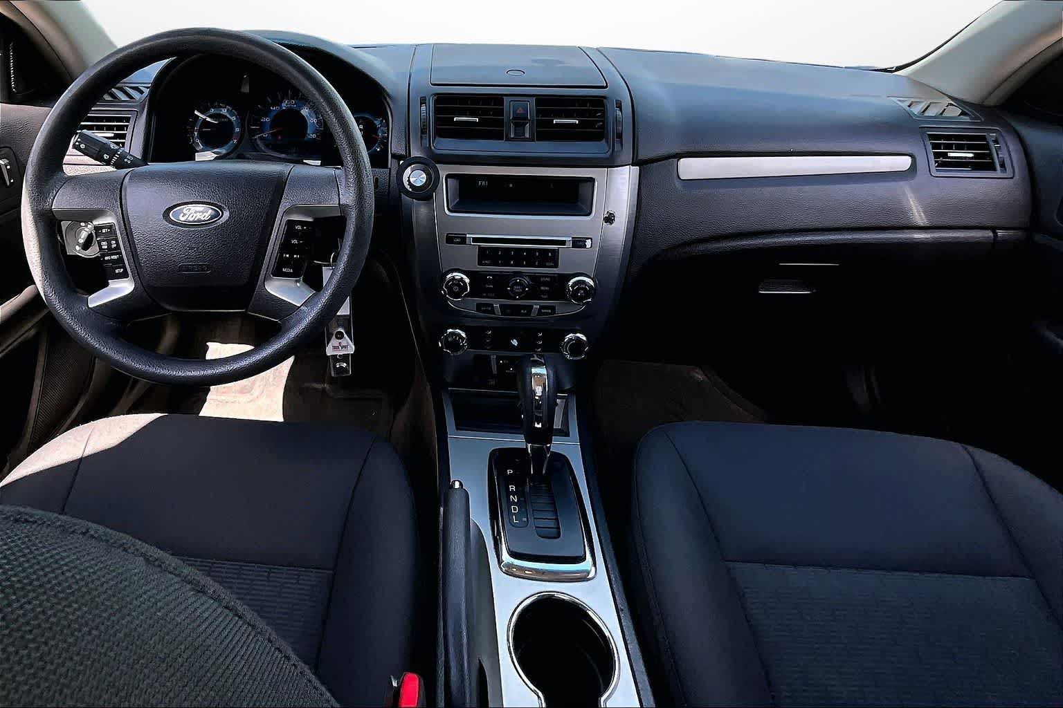 Thumbnail: 2011 Ford Fusion - 14