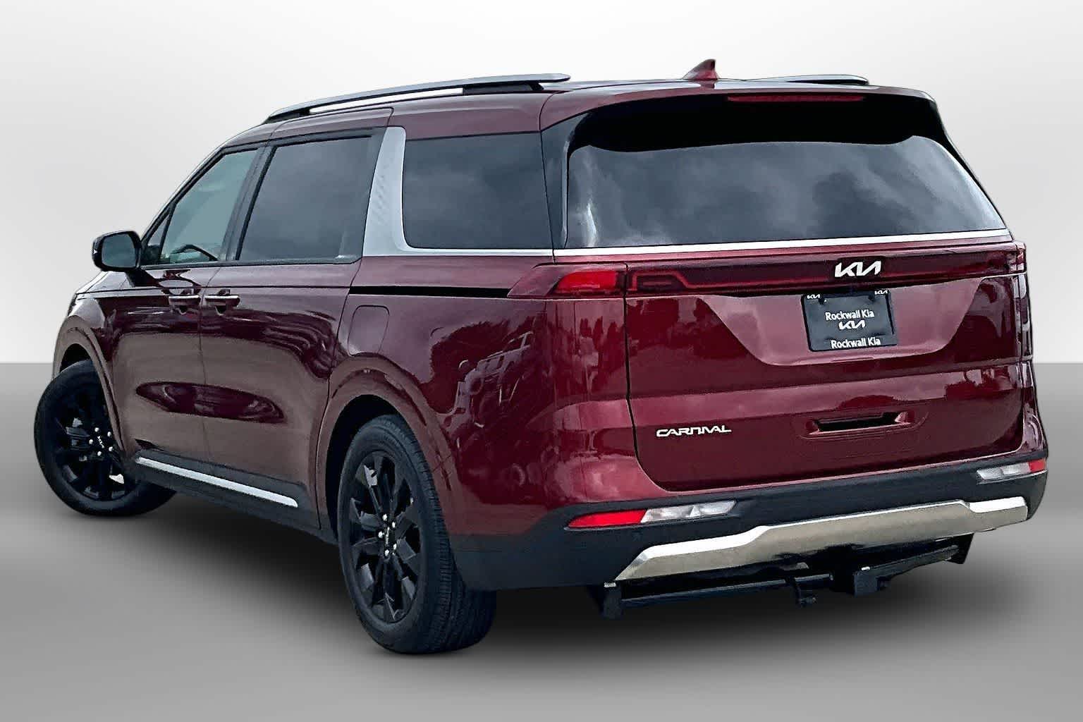 Thumbnail: 2024 Kia Carnival - 10