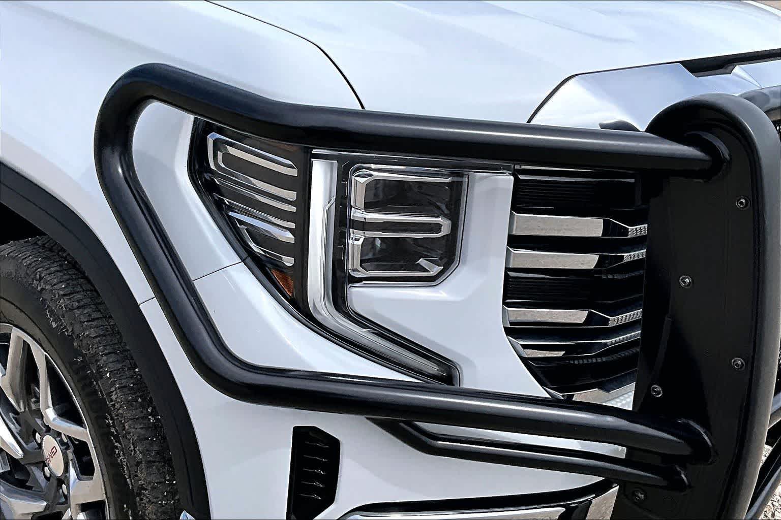 Thumbnail: 2023 GMC Sierra 1500 - 28