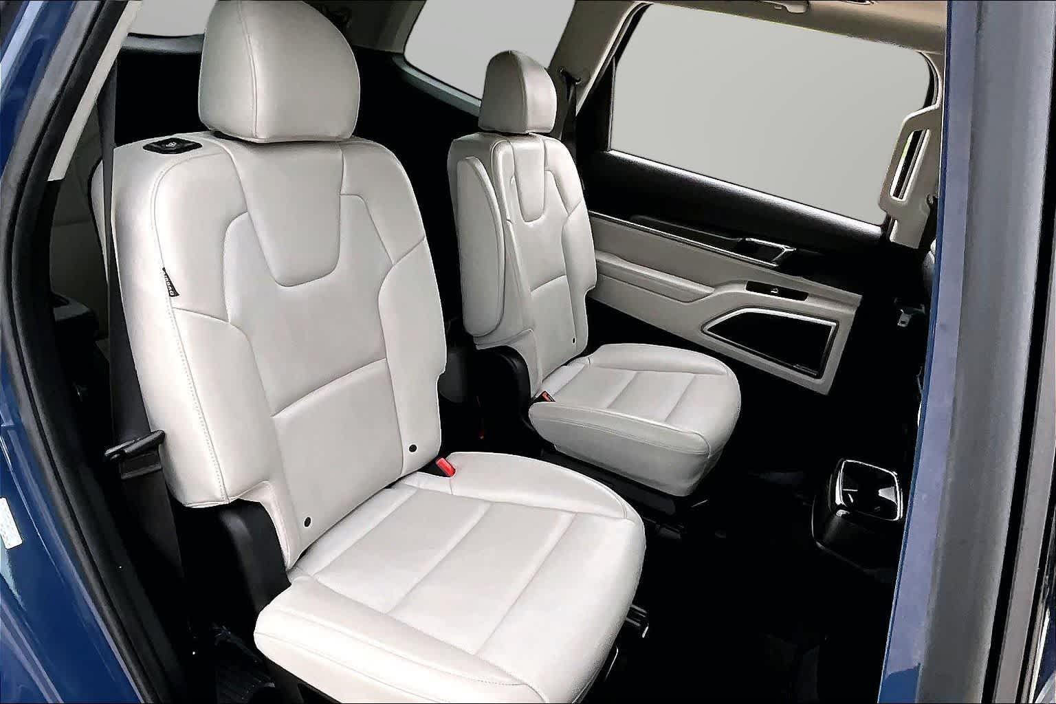 Thumbnail: 2024 Kia Telluride - 25