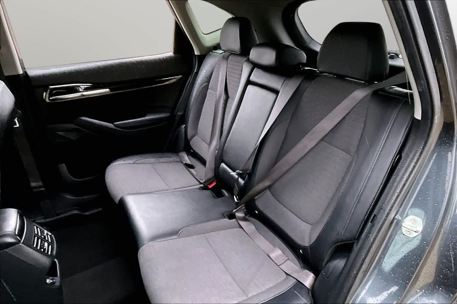 Thumbnail: 2023 Kia Seltos - 25