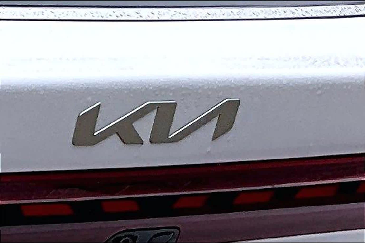 Thumbnail: 2022 Kia K5 - 28