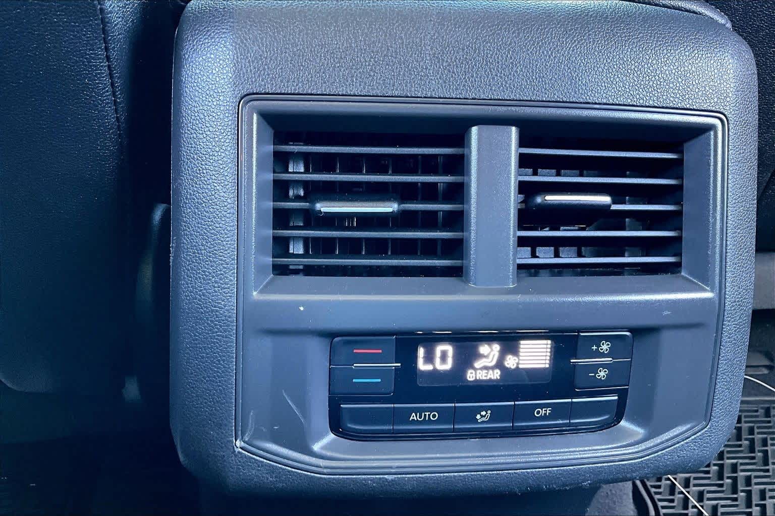 Thumbnail: 2020 Volkswagen Atlas - 24