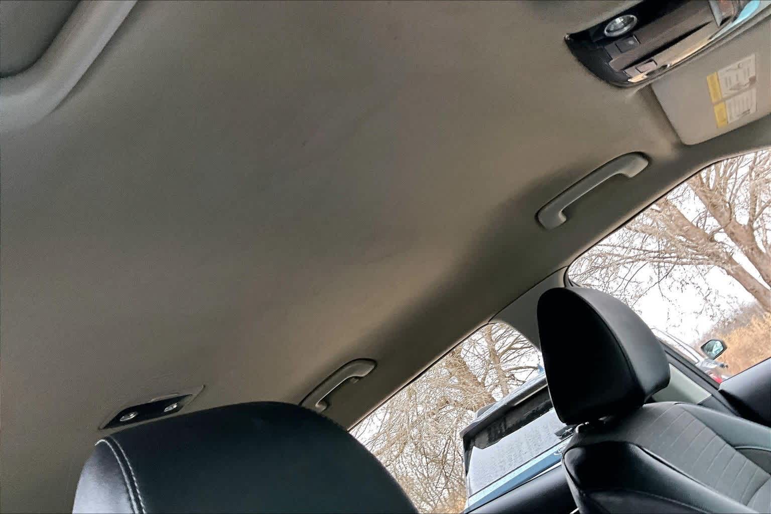 Thumbnail: 2023 Kia Seltos - 16