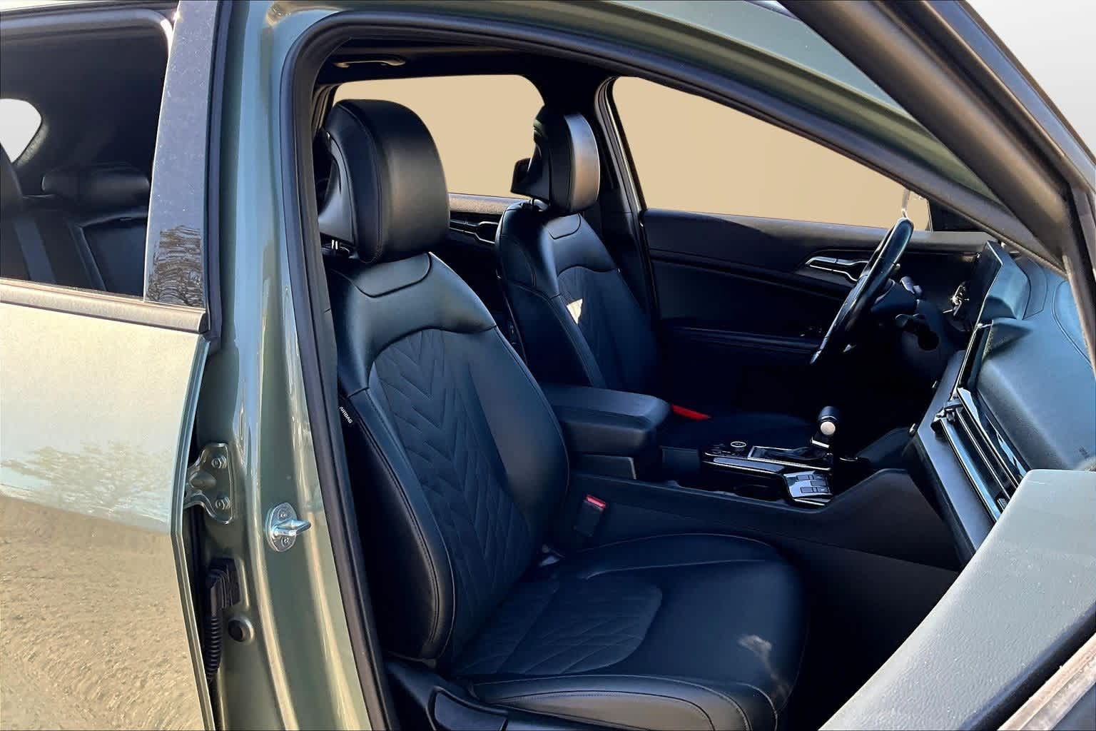 Thumbnail: 2023 Kia Sportage - 7