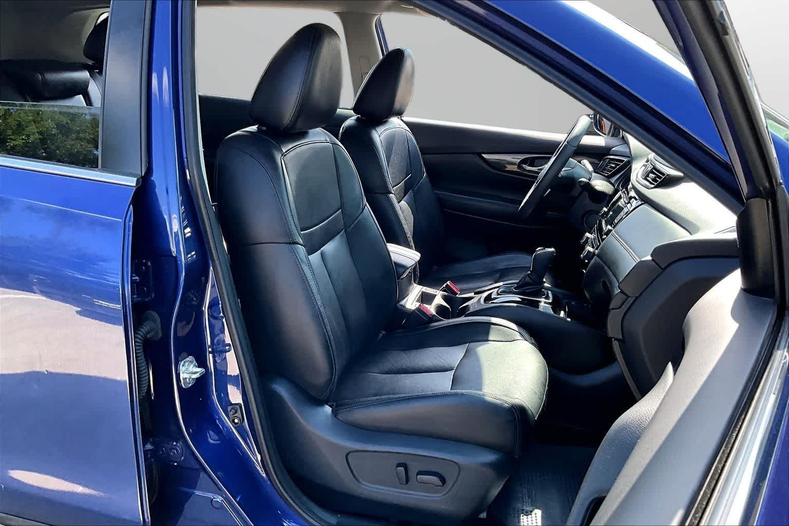 Thumbnail: 2020 Nissan Rogue - 6