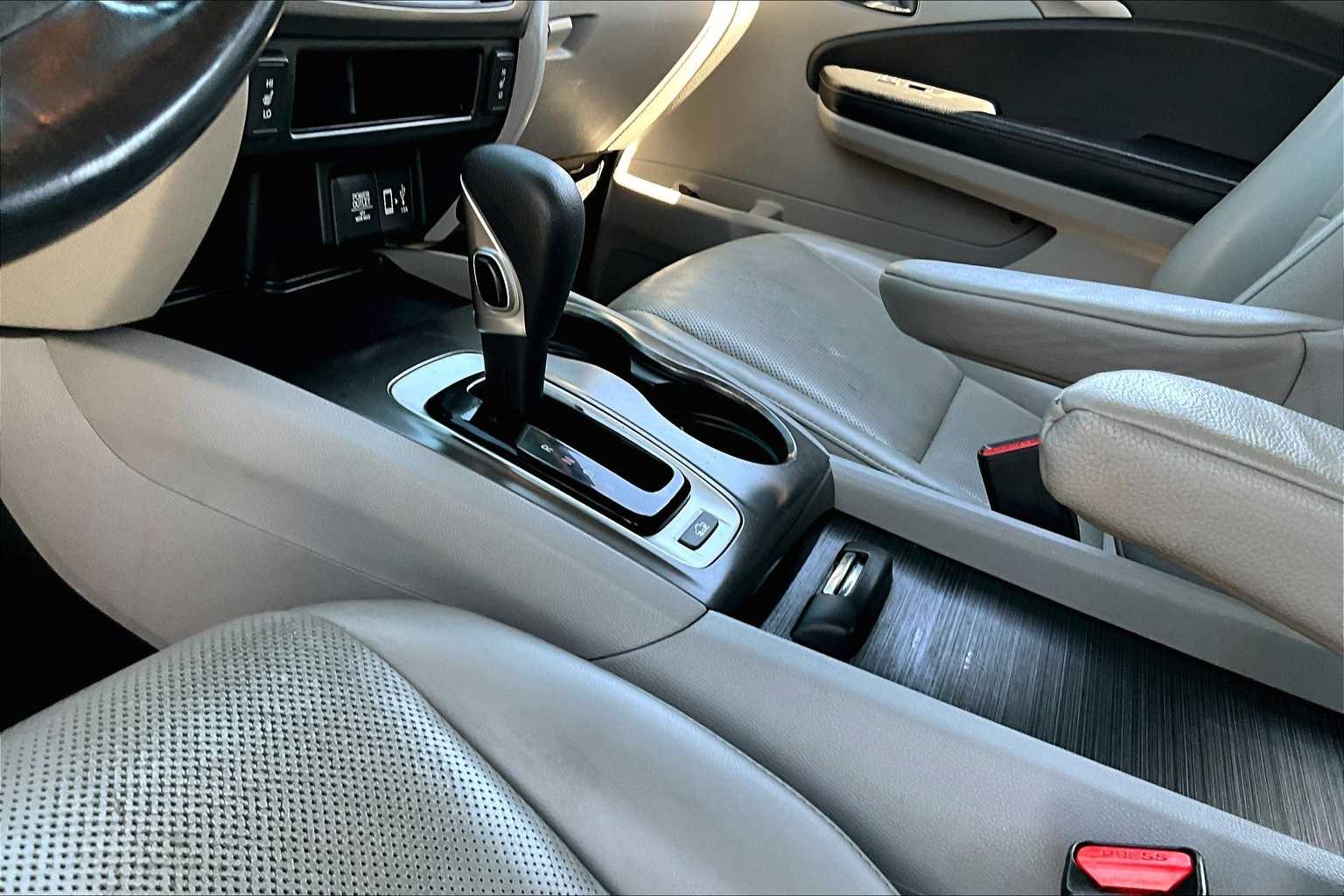 Thumbnail: 2017 Honda Ridgeline - 13