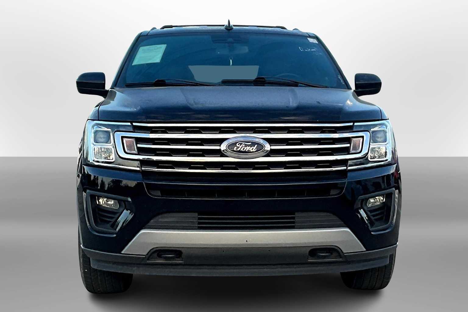 2021 Ford Expedition XLT photo 2