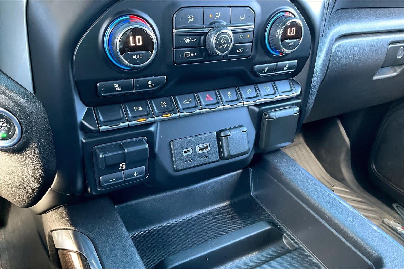 Thumbnail: 2020 Chevrolet Silverado 1500 - 23