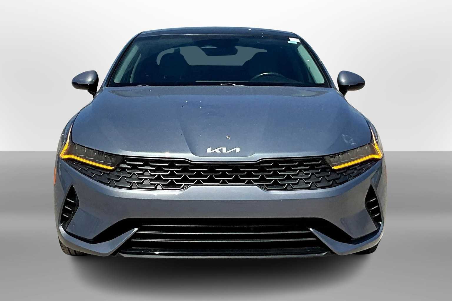 Thumbnail: 2023 Kia K5 - 3