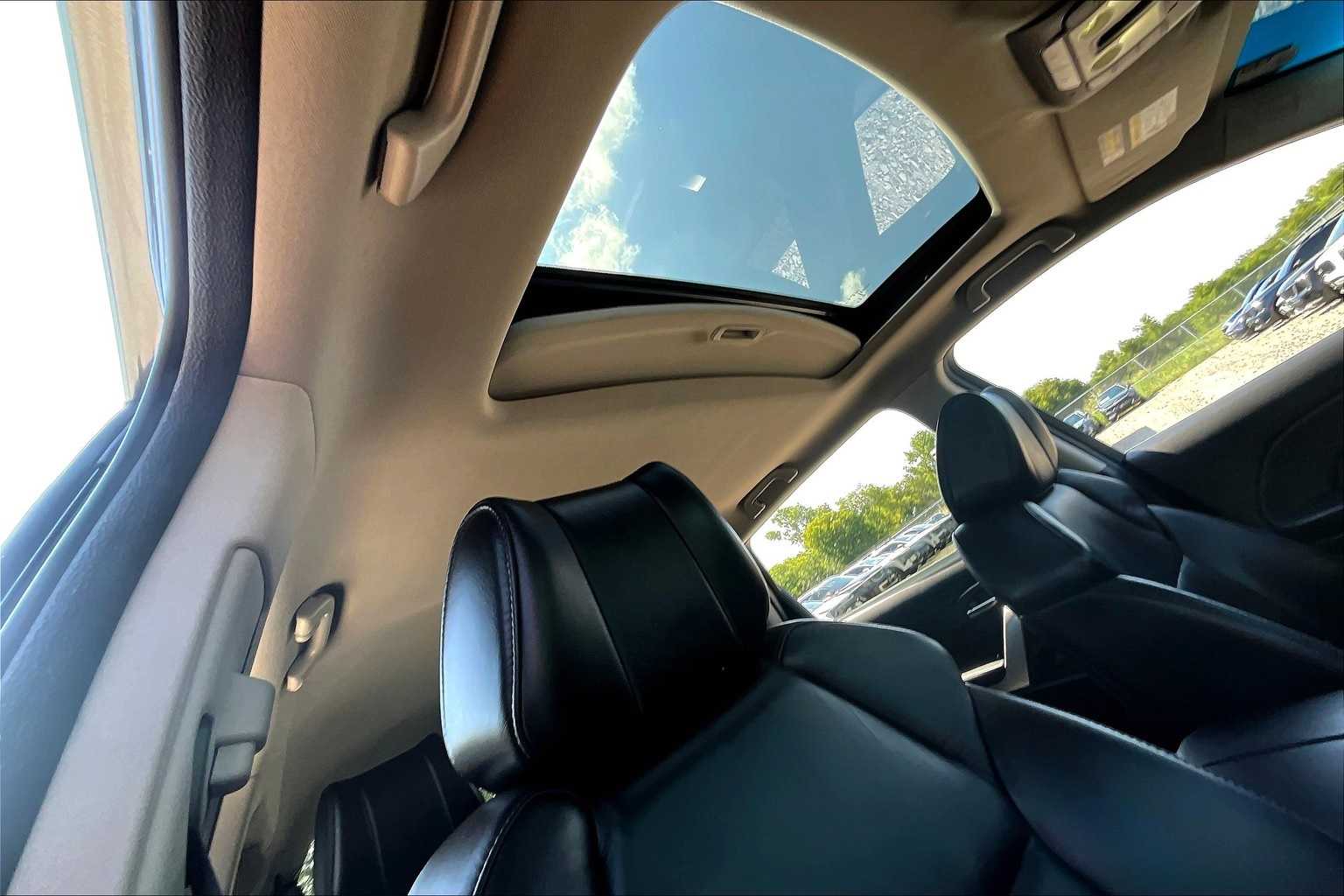 Thumbnail: 2011 Acura MDX - 16