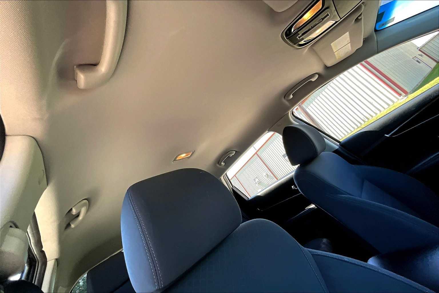Thumbnail: 2019 Kia Sorento - 16