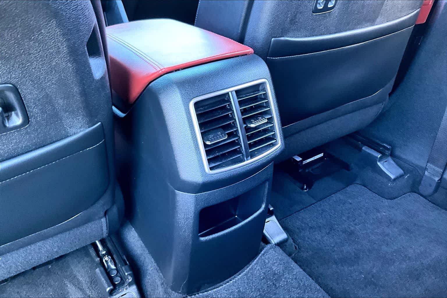 Thumbnail: 2023 Kia Sportage - 24