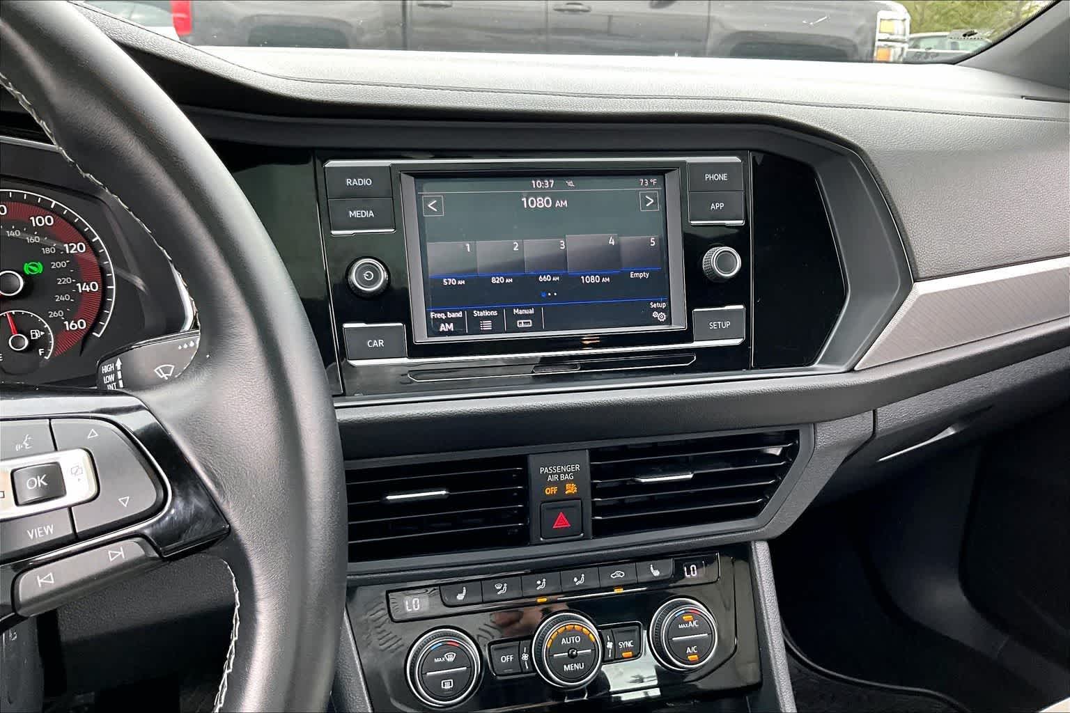 Thumbnail: 2019 Volkswagen Jetta - 6