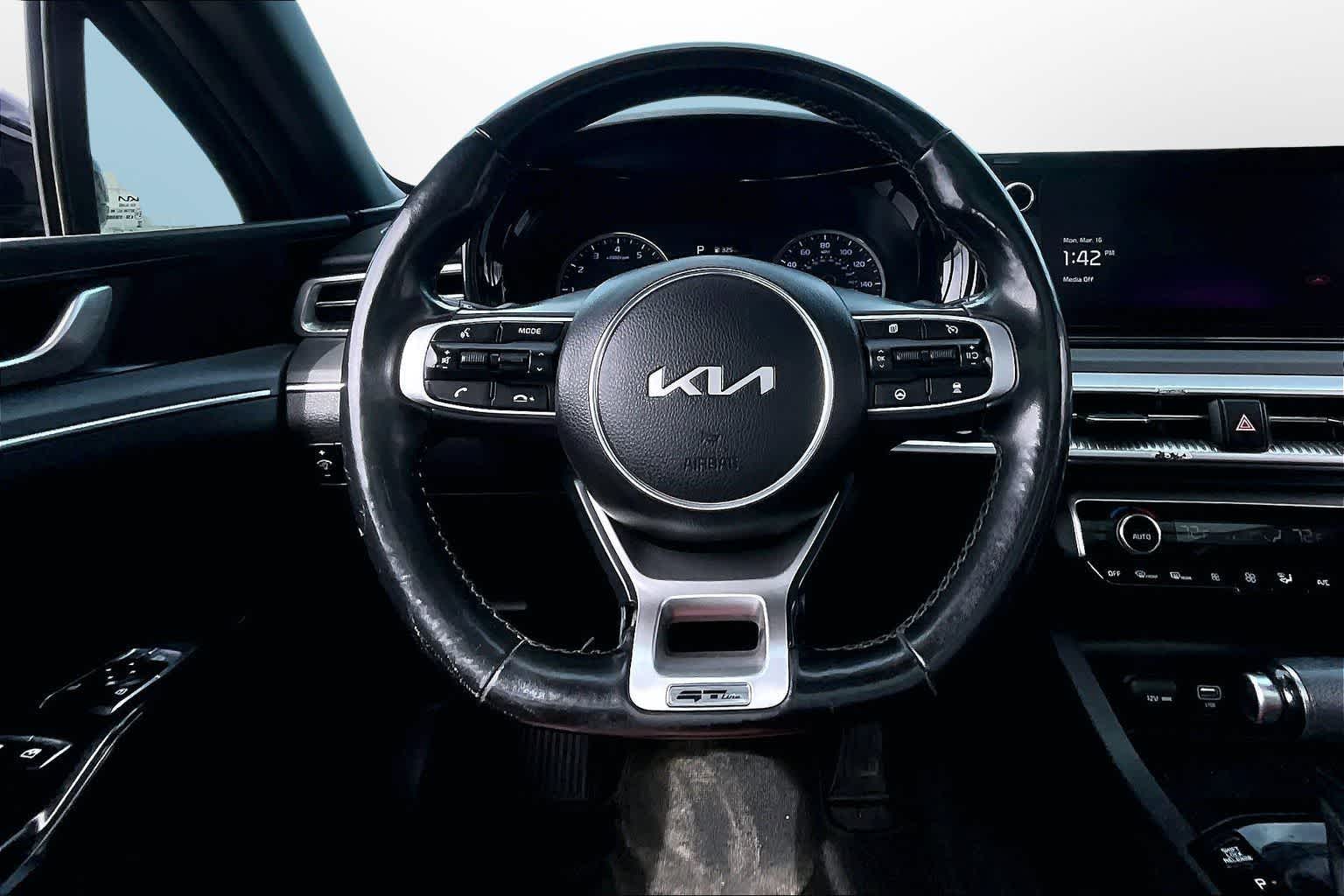 Thumbnail: 2023 Kia K5 - 5