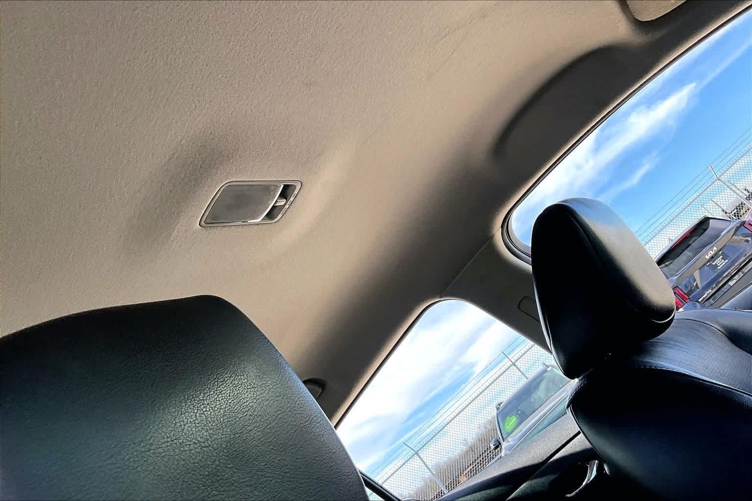 Thumbnail: 2013 Nissan Leaf - 14