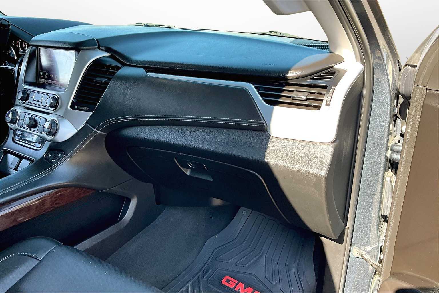 Thumbnail: 2020 GMC Yukon XL - 15