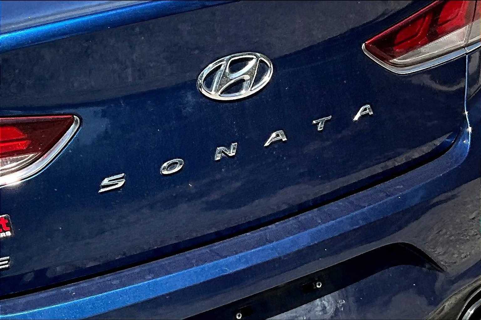 Thumbnail: 2018 Hyundai Sonata - 31