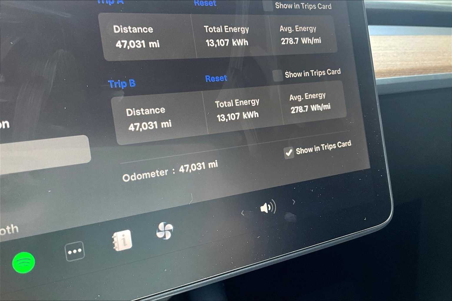 Thumbnail: 2022 Tesla Model Y - 21