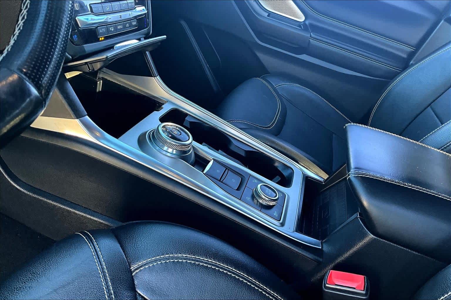 Thumbnail: 2020 Ford Explorer - 13