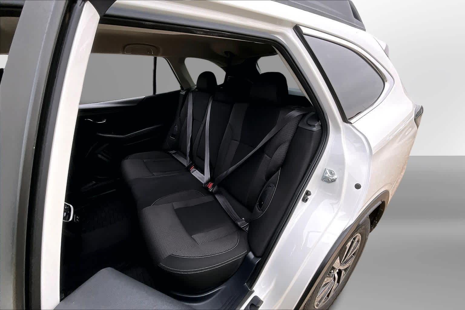 Thumbnail: 2022 Subaru Outback - 26