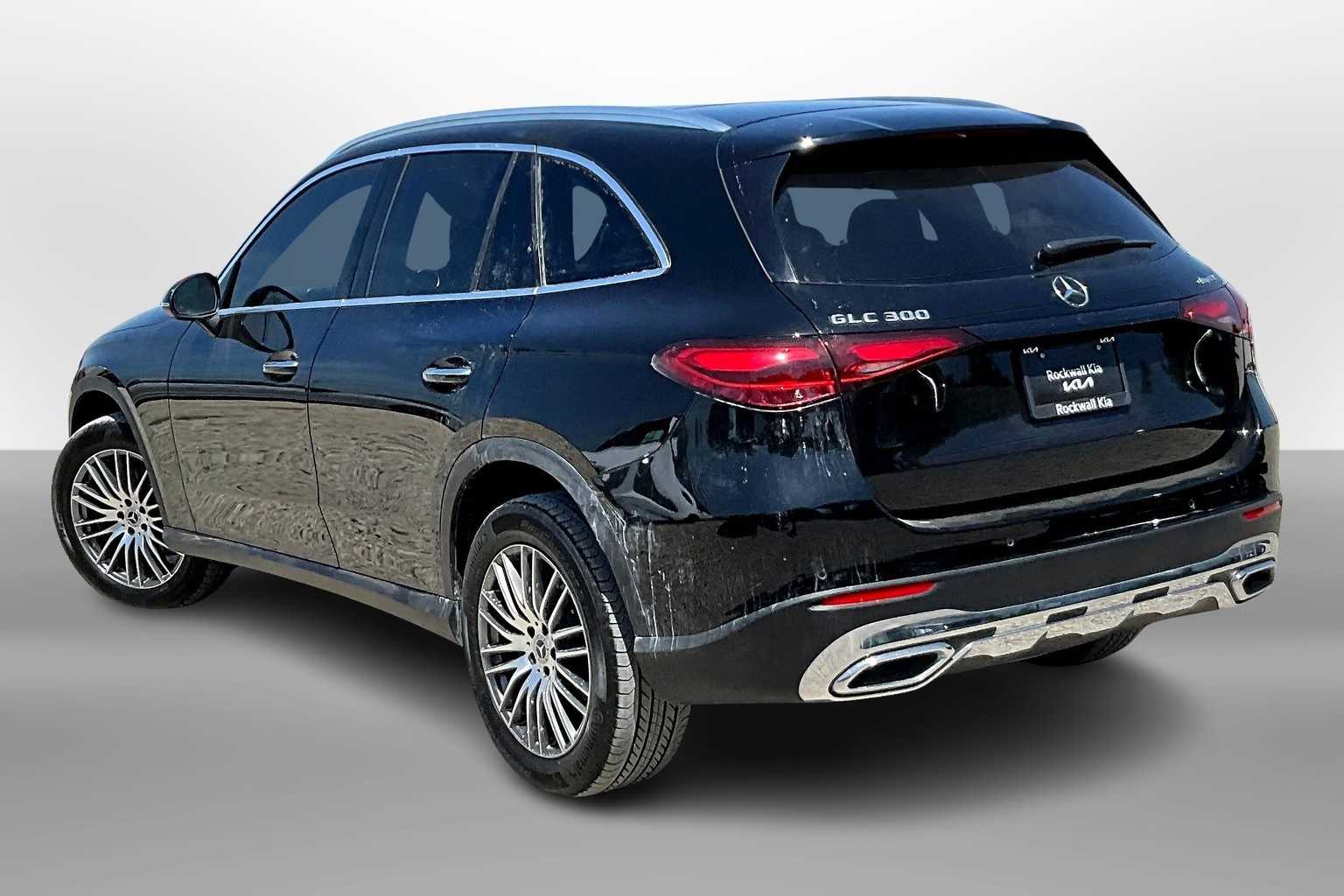 Thumbnail: 2024 Mercedes-Benz GLC - 11