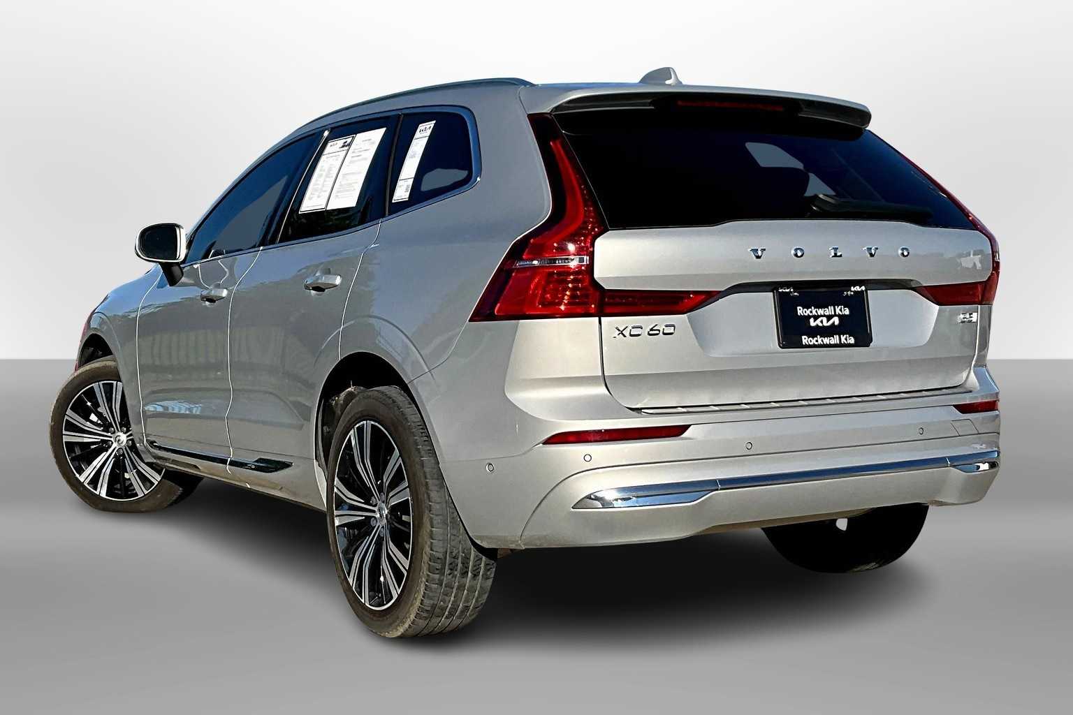Thumbnail: 2023 Volvo XC60 - 12
