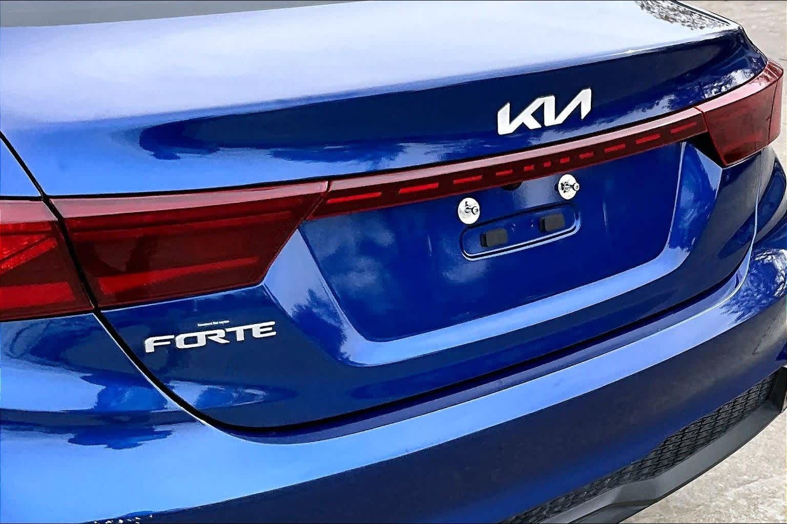 Thumbnail: 2022 Kia Forte - 30