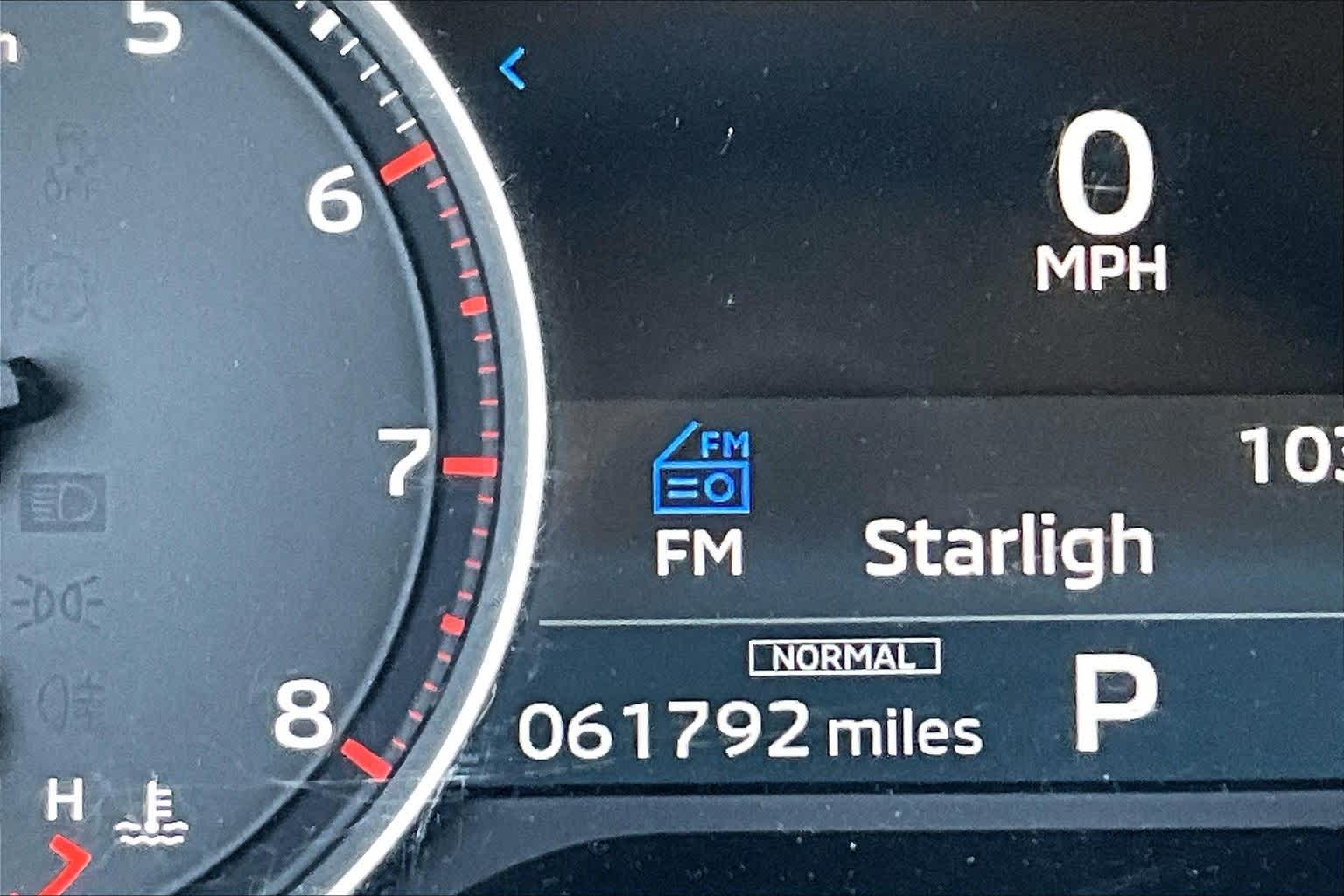 Thumbnail: 2022 Mitsubishi Outlander - 19