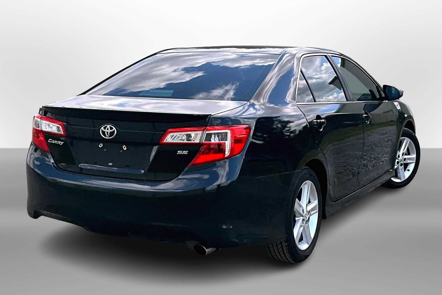 Thumbnail: 2013 Toyota Camry - 2