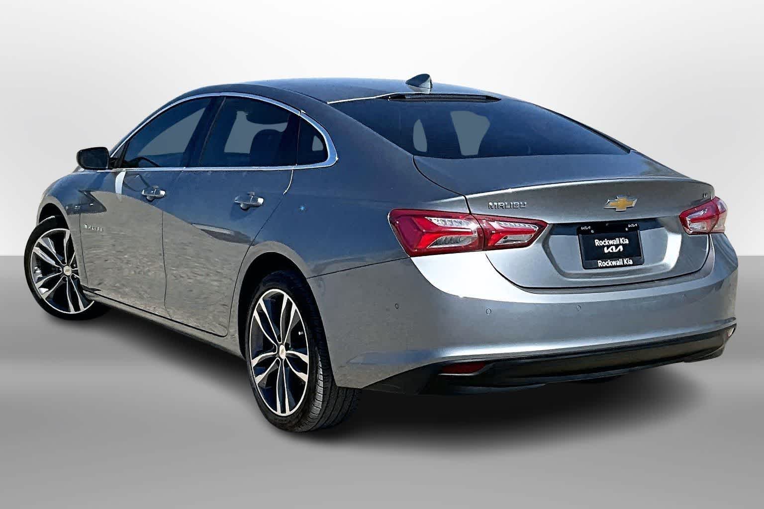 Thumbnail: 2023 Chevrolet Malibu - 11