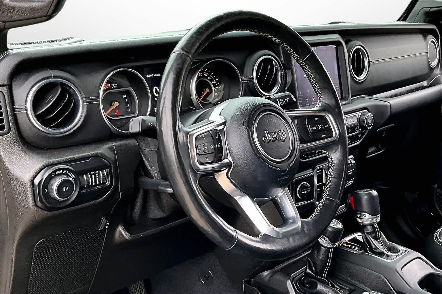 Thumbnail: 2019 Jeep Wrangler - 12