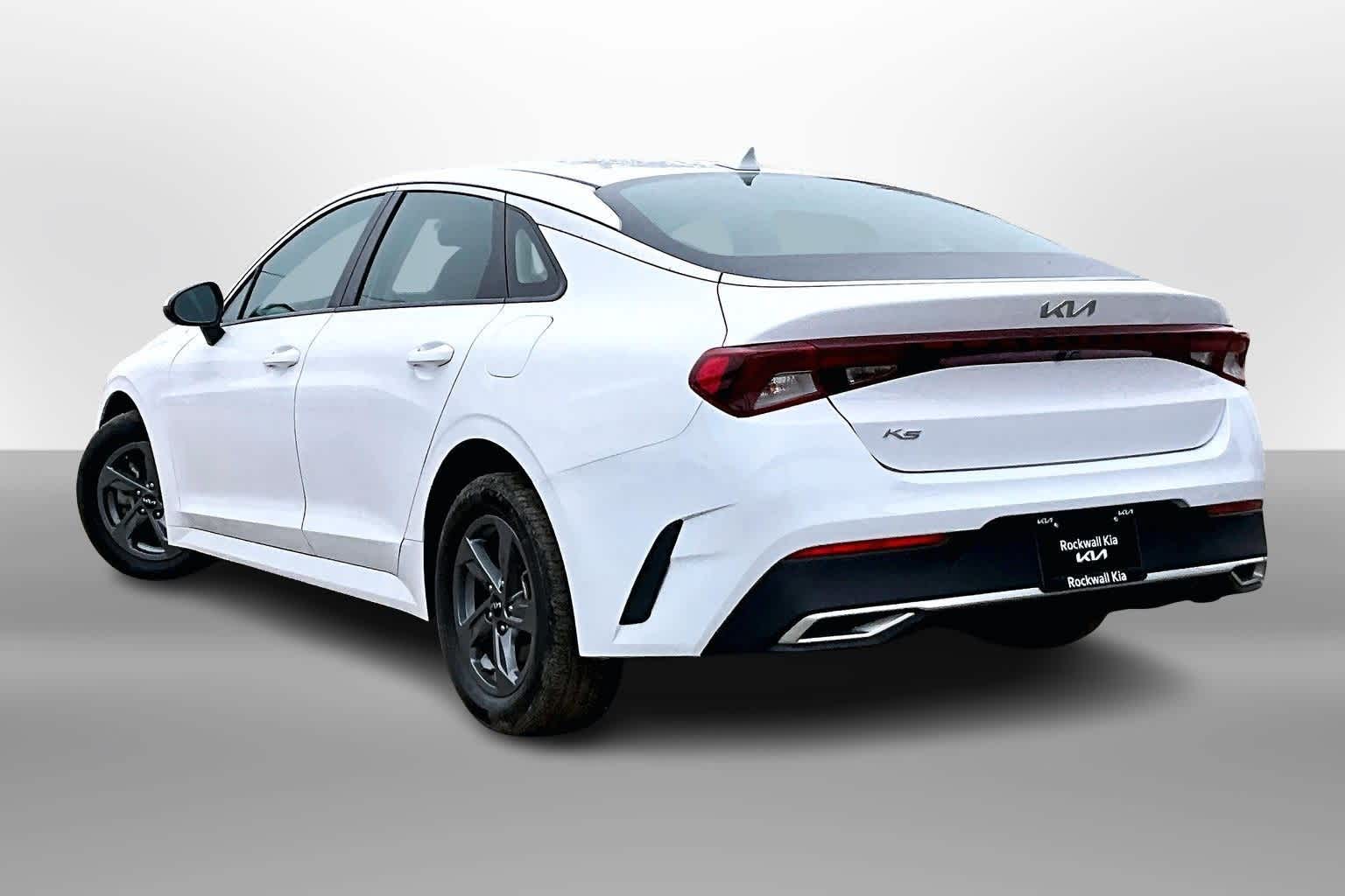 Thumbnail: 2022 Kia K5 - 9