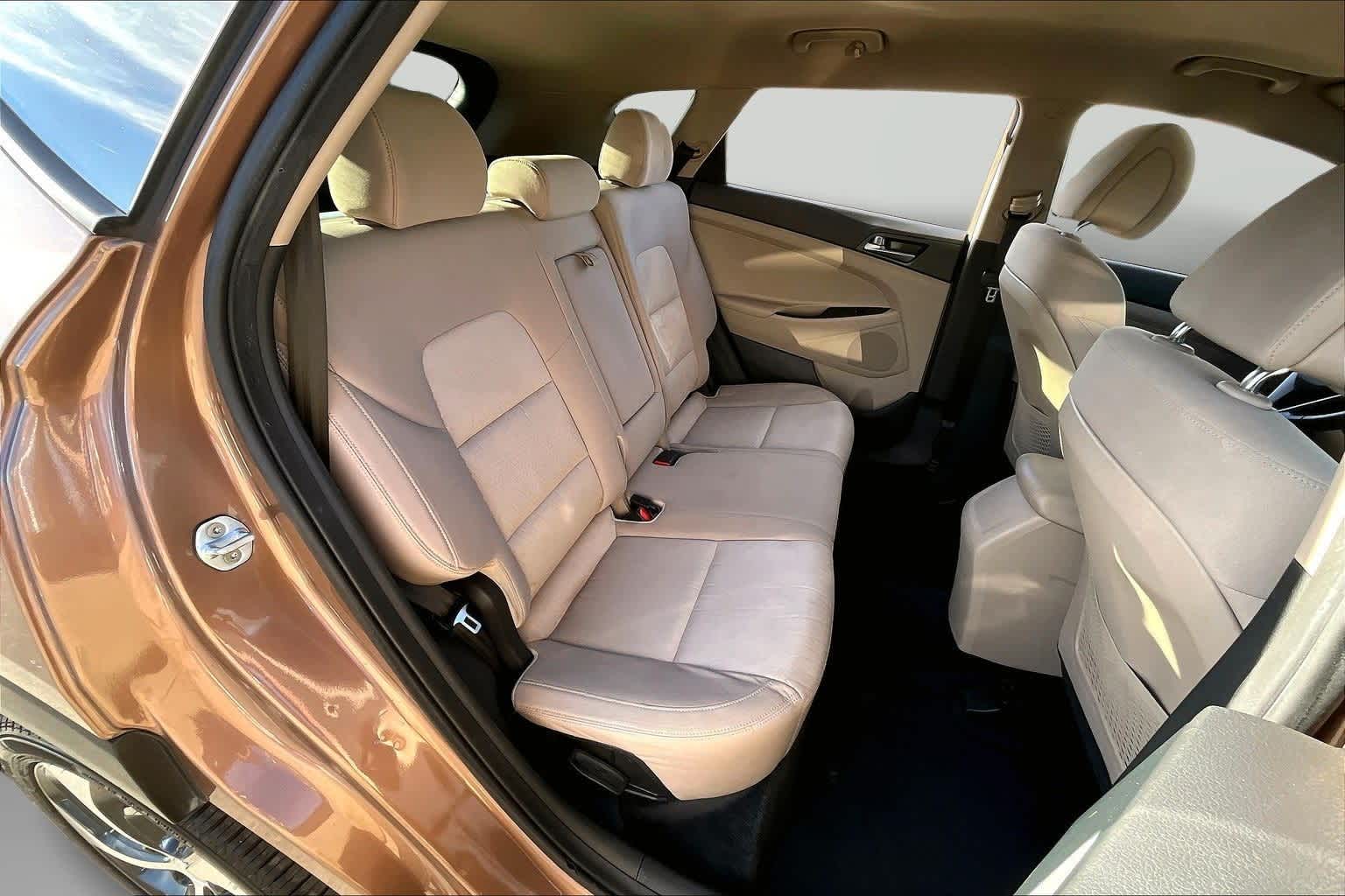 Thumbnail: 2016 Hyundai Tucson - 26