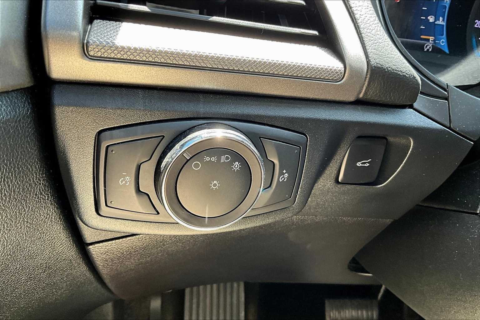 Thumbnail: 2018 Ford Fusion - 20