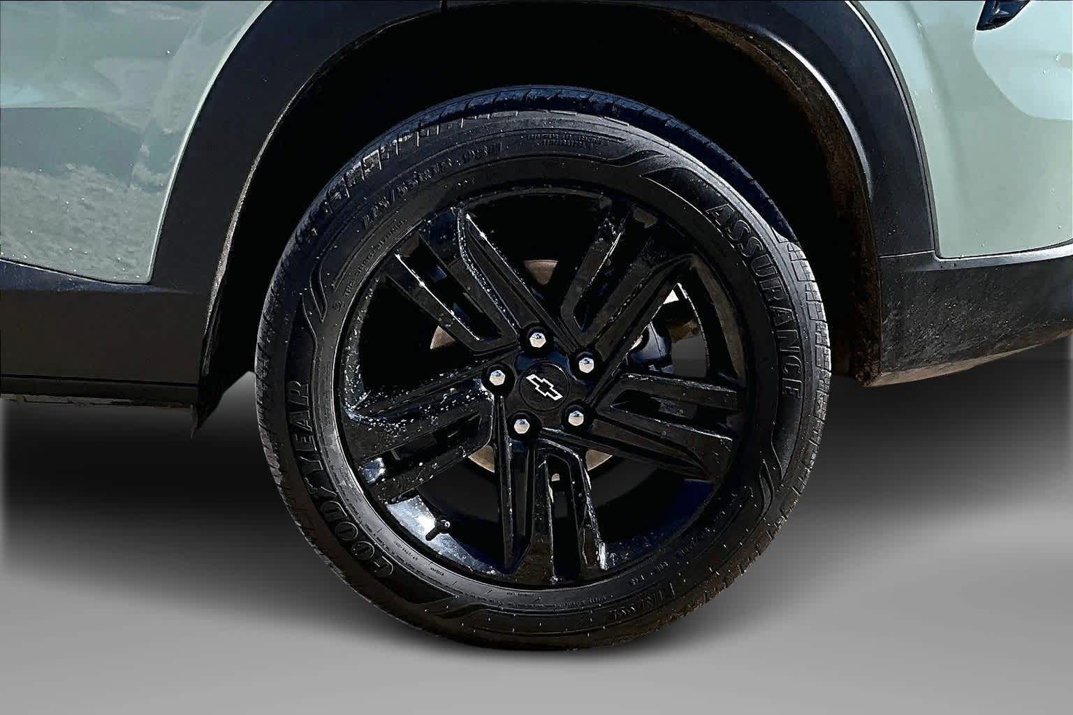 Thumbnail: 2024 Chevrolet Trax - 8