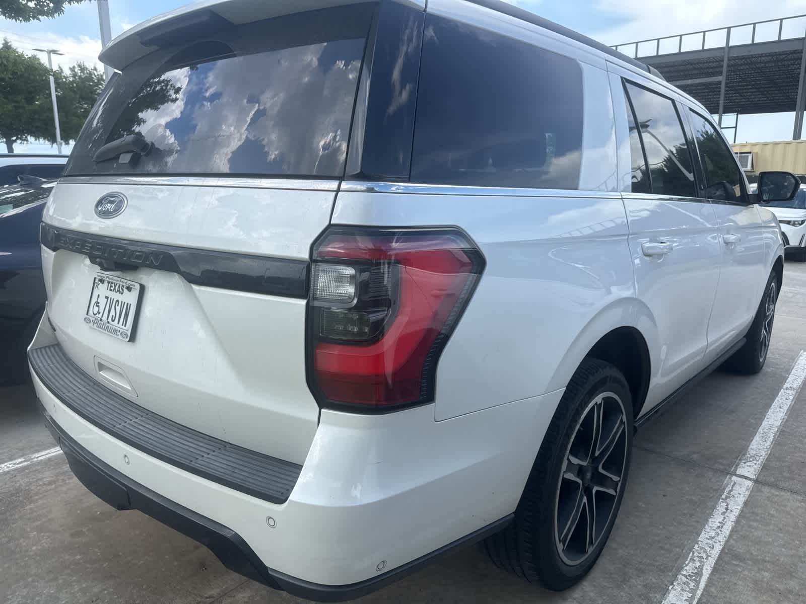 Thumbnail: 2019 Ford Expedition - 4