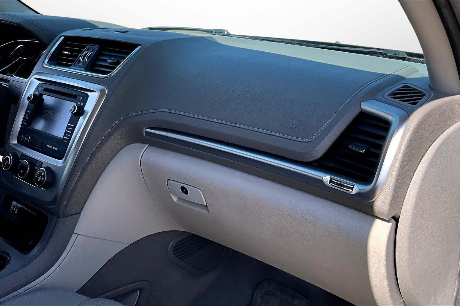 Thumbnail: 2013 GMC Acadia - 15