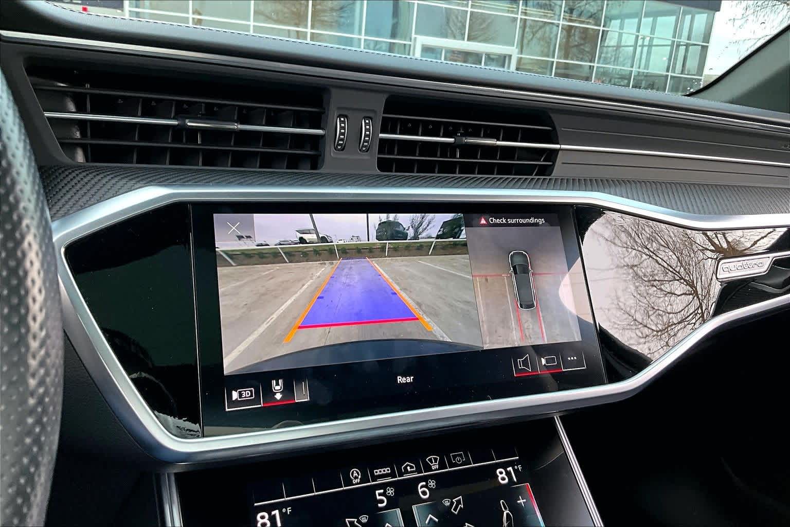 Thumbnail: 2021 Audi RS 6 - 22